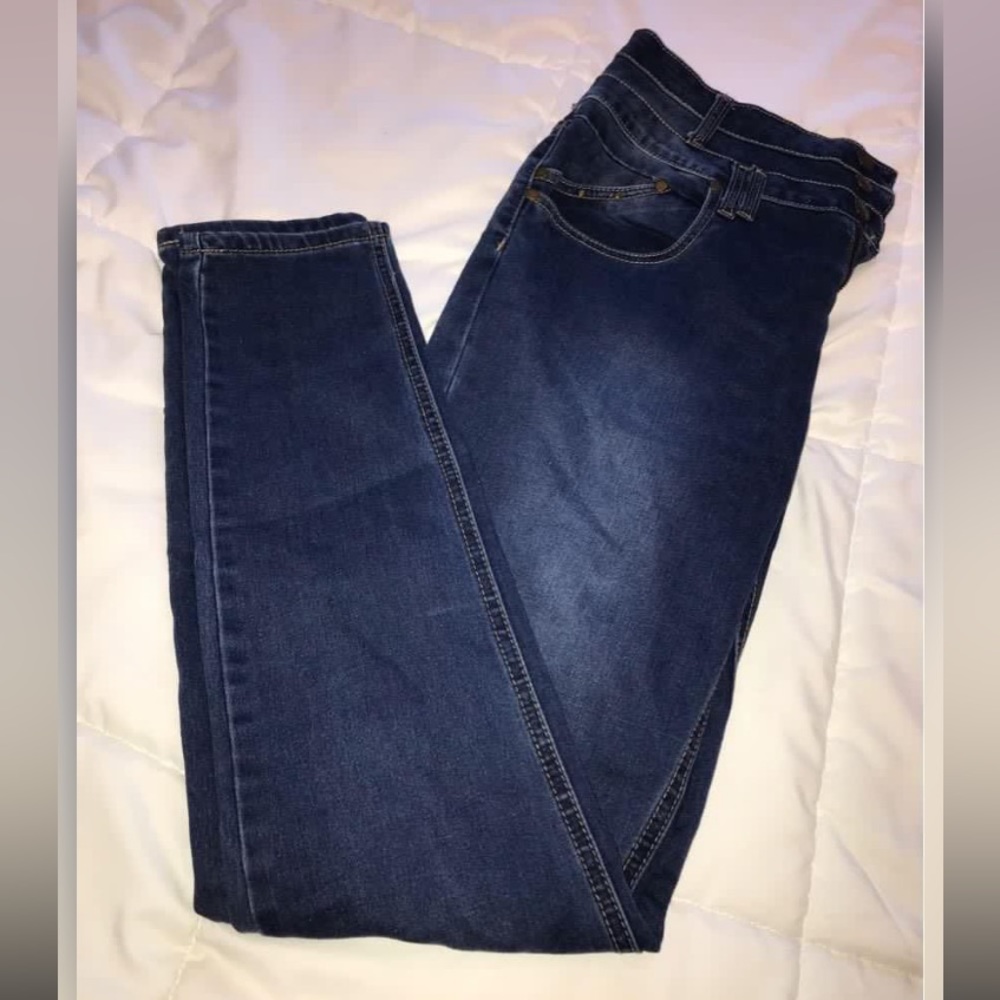 Skinny jeans